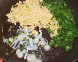 ピーマン玉子丼☆スパイシー鰹醤油味作り方4写真