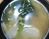 白カブと油揚げの味噌汁作り方40写真