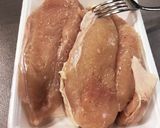 ノンフライヤー　塩麹で鶏胸肉ステーキ作り方1写真
