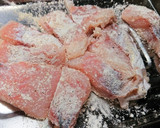 チーズでコクUP！ふわっとタラのムニエル作り方4写真