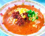 ジャージャー麺肉味噌をのせて味噌らーめん作り方2写真