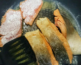 裏ワザでキレイ！簡単！鮭のムニエル作り方5写真