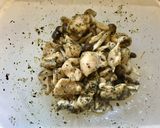 レンジで♪鶏胸肉と茸のバジルチーズソース作り方4写真