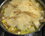 湯葉と茸と白菜の豚骨スープ煮作り方6写真