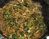 大豆挽き肉とセロリとレタスの甘辛炒め作り方8写真