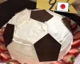 材料4つだけ！簡単！サッカーケーキ♡作り方9写真