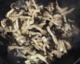 鶏肉と菊芋のガーリックバター煮作り方6写真