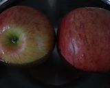 おやつ昼♪りんごとレーズンの赤ワイン煮作り方1写真