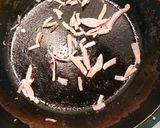ニラとベーコンのだし巻き卵作り方1写真