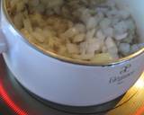 新玉ねぎと挽き肉のトマトカレースープ作り方2写真