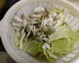 鶏とキャベツとしめじのオイスター炒め作り方1写真