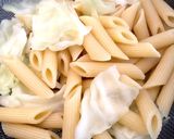 簡単♪濃厚チーズのクリームパスタ作り方3写真