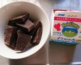 余った生クリームで生チョコ.*作り方1写真