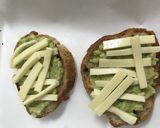 アボガドとチーズのオープンサンド作り方9写真