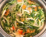 豆苗・トマト・たまごの中華風スープ作り方2写真