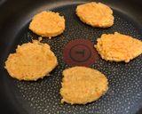 離乳食中期☆コーンフレークと薩摩芋おやき作り方6写真