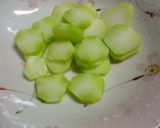 ブロッコリーの芯とプチトマトのコクサラダ作り方1写真