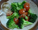 ブロッコリーとプチトマトの胡麻和え♪作り方3写真