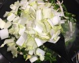 豚バラ肉と白菜の酸辣甘酢炒め作り方5写真