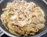 簡単！牛丼☆とろとろ玉葱作り方3写真