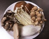 ピリ辛きのこ♡ごま油炒め煮［応用有り］作り方1写真