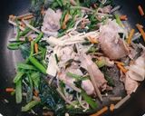 簡単！キムチ焼きうどん作り方1写真