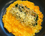 えのき茸とほうれん草のチーズオムレツ☻*作り方4写真