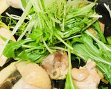 鶏肉と水菜の白ワイン＆バターソース炒め作り方3写真