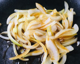 簡単で旨い！ソースが絡んだ玉ねぎ丼の具作り方1写真