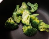ブロッコリーと鳥唐揚げのレモン風味作り方1写真