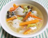 優しいお味♫夜食に嬉しい簡単鶏団子スープ作り方4写真