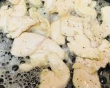 鶏肉＆アボカドの炒め物☆塩バター風味作り方1写真