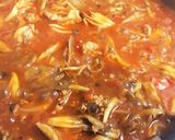 トマト缶で！挽肉ときのこのトマトソース作り方3写真
