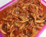 トマト缶で！挽肉ときのこのトマトソース作り方4写真