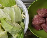 カロリー控えめ♪鶏肉キャベツ食べるスープ作り方1写真