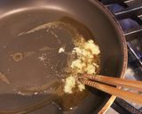 糸こんにゃくと小松菜の炒め物作り方2写真