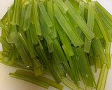 茎わかめときのこの甘辛炒め作り方1写真