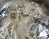 天然ブナシメジと牛蒡の味噌汁＾＾作り方9写真