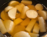 鷄手羽元と大根の〝おでんの素〟煮 *☻*作り方3写真