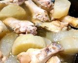 鷄手羽元と大根の〝おでんの素〟煮 *☻*作り方5写真