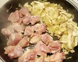 リコピンたっぷり！鶏肉のトマト缶煮込み♡作り方3写真