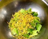 セロリと菊花の薬膳浅漬け。作り方1写真