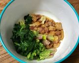 ほうれん草➕焼き鳥缶簡単和え物作り方3写真