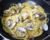 ◆旨味たっぷり♡あさりのペペロンチーノ♪作り方5写真