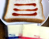 お手軽！濃厚チーズピザトースト作り方2写真