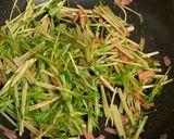 水菜消費☆水菜とベーコンのオイスター炒め作り方9写真