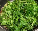 水菜消費☆水菜とベーコンのオイスター炒め作り方10写真