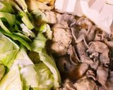 味噌醤油鍋(もつ鍋風)作り方2写真