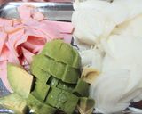 レンジで簡単！♬アボガド&ブロッコリーのパスタ♬作り方1写真
