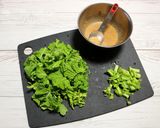 菜の花とたまごのごまマヨサラダ。作り方1写真